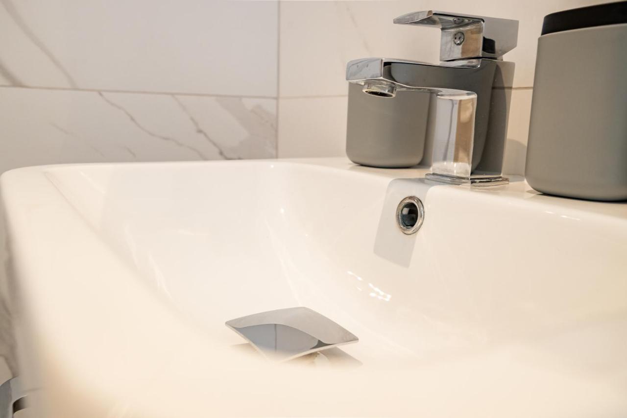 Deluxe Modern 1&2 Bed Apartments Near Brighton Beach & Station Ngoại thất bức ảnh